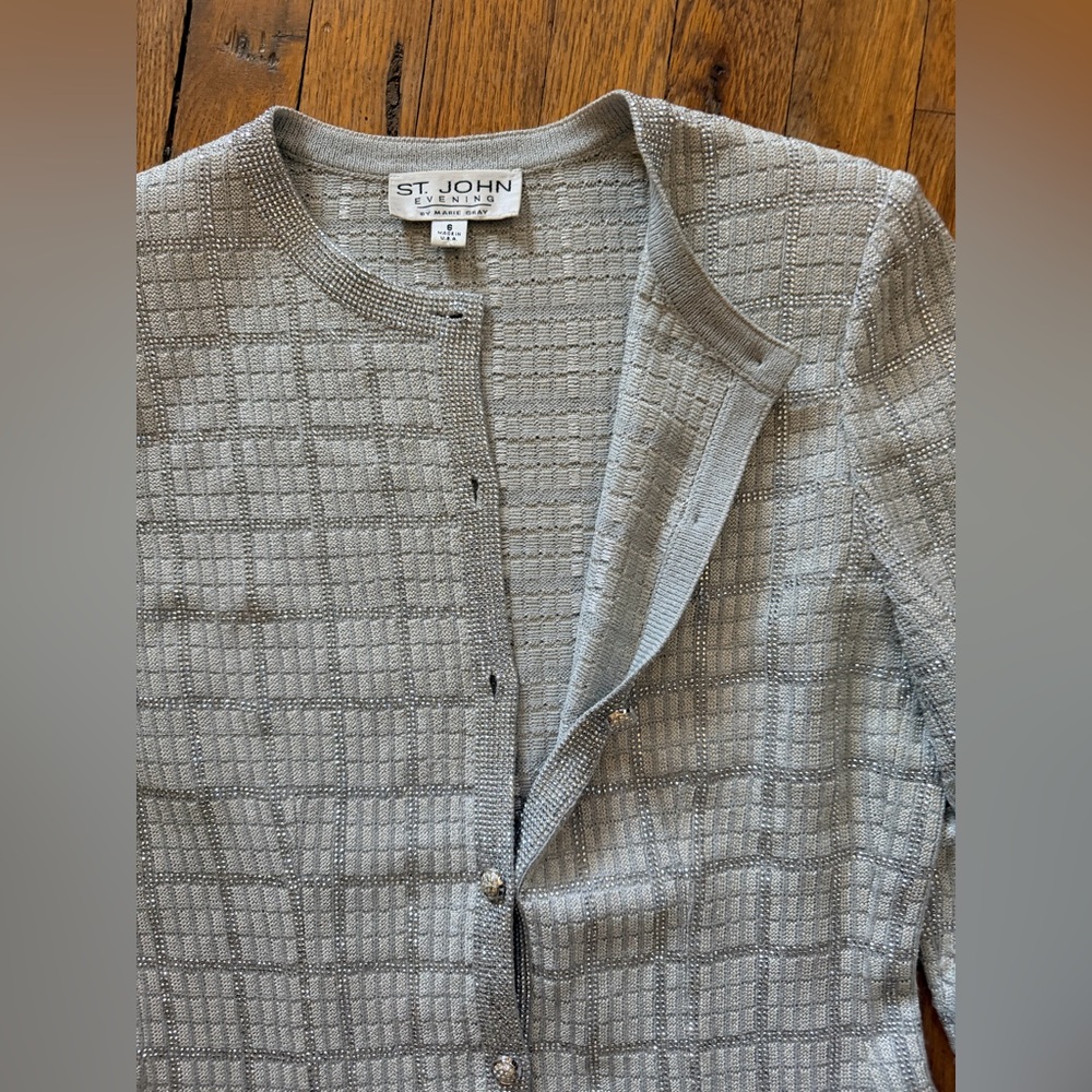 St. John Silver Embellished Cardigan with Rhinestone Detail & Metal Buttons Sz 6 - Picture 5 of 6